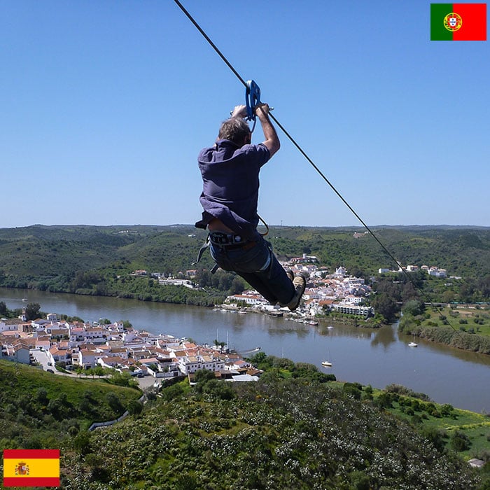 Trò chơi đu dây zipline nối giữa Tây Ban Nha và Bồ Đào Nha.